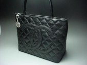 CHANEL シャネル 新作＆送料込 復刻トートバッグ ブラック×シルバー金具 A01806