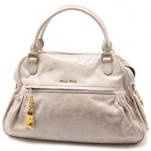 2009-2010年秋冬新作！miumiu 「ミュウミュウ 新作＆送料込」 2WAY ショルダーハンドバッグ【ホワイトグレー】RR1424