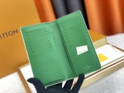 ルイヴィトン 財布 新作 人気 新品 通販＆送料込 M82011