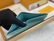 ルイヴィトン 財布 新作 人気 新品 通販＆送料込 M82023