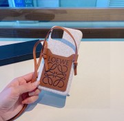 LOEWE 携帯 新作 通販＆送料込 iphone14-iphone16promax 携帯 ケース 手帳型カバー （スマートフォン）ip365