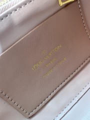 ルイヴィトン バッグ 新作 人気 新品 通販＆送料込 M23689
