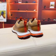 Hermes カジュアルシューズ 新作 本革 新品同様超美品 通販＆送料込 運動靴 男性用 her064
