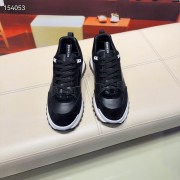 Hermes カジュアルシューズ 新作 本革 新品同様超美品 通販＆送料込 運動靴 男性用 her067