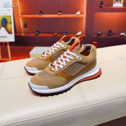Hermes カジュアルシューズ 新作 本革 新品同様超美品 通販＆送料込 運動靴 男性用 her064