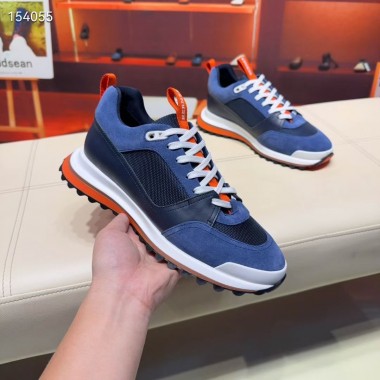 Hermes カジュアルシューズ 新作 本革 新品同様超美品 通販＆送料込 運動靴 男性用 her065