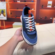 Hermes カジュアルシューズ 新作 本革 新品同様超美品 通販＆送料込 運動靴 男性用 her065