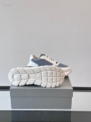 プラダ カジュアルシューズ 新作 本革 新品同様超美品 通販＆送料込 運動靴 男性用 PRA089