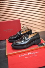 Ferragamo カジュアルシューズ 新作 本革 靴  通販＆送料込 男性用 fer004