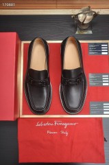 Ferragamo カジュアルシューズ 新作 本革 靴  通販＆送料込 男性用 fer001