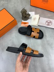 Hermes カジュアルシューズ 新作 本革 新品同様超美品 通販＆送料込 運動靴 男女性用 her069