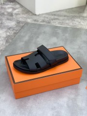 Hermes カジュアルシューズ 新作 本革 新品同様超美品 通販＆送料込 運動靴 男女性用 her081
