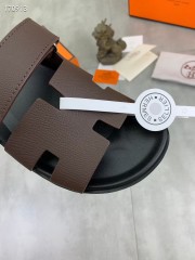 Hermes カジュアルシューズ 新作 本革 新品同様超美品 通販＆送料込 運動靴 男女性用 her079