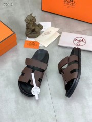 Hermes カジュアルシューズ 新作 本革 新品同様超美品 通販＆送料込 運動靴 男女性用 her079