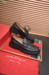Ferragamo カジュアルシューズ 新作 本革 靴  通販＆送料込 男性用 fer002