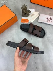 Hermes カジュアルシューズ 新作 本革 新品同様超美品 通販＆送料込 運動靴 男女性用 her079