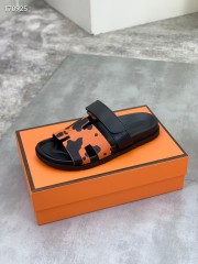 Hermes カジュアルシューズ 新作 本革 新品同様超美品 通販＆送料込 運動靴 男女性用 her068
