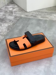 Hermes カジュアルシューズ 新作 本革 新品同様超美品 通販＆送料込 運動靴 男女性用 her076
