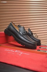 Ferragamo カジュアルシューズ 新作 本革 靴  通販＆送料込 男性用 fer002