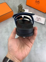 Hermes カジュアルシューズ 新作 本革 新品同様超美品 通販＆送料込 運動靴 男女性用 her072