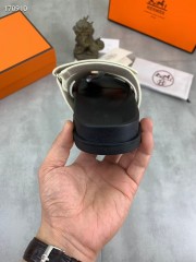 Hermes カジュアルシューズ 新作 本革 新品同様超美品 通販＆送料込 運動靴 男女性用 her082
