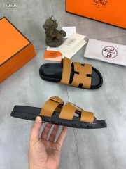Hermes カジュアルシューズ 新作 本革 新品同様超美品 通販＆送料込 運動靴 男女性用 her083