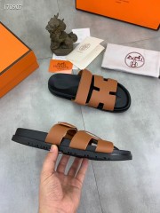 Hermes カジュアルシューズ 新作 本革 新品同様超美品 通販＆送料込 運動靴 男女性用 her085