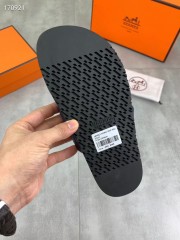 Hermes カジュアルシューズ 新作 本革 新品同様超美品 通販＆送料込 運動靴 男女性用 her072
