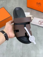 Hermes カジュアルシューズ 新作 本革 新品同様超美品 通販＆送料込 運動靴 男女性用 her079