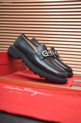 Ferragamo カジュアルシューズ 新作 本革 靴  通販＆送料込 男性用 fer005