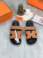 Hermes カジュアルシューズ 新作 本革 新品同様超美品 通販＆送料込 運動靴 男女性用 her085