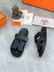 Hermes カジュアルシューズ 新作 本革 新品同様超美品 通販＆送料込 運動靴 男女性用 her071