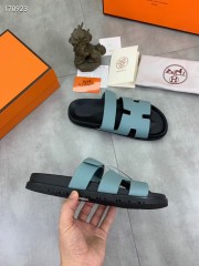 Hermes カジュアルシューズ 新作 本革 新品同様超美品 通販＆送料込 運動靴 男女性用 her070