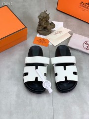 Hermes カジュアルシューズ 新作 本革 新品同様超美品 通販＆送料込 運動靴 男女性用 her077