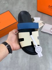 Hermes カジュアルシューズ 新作 本革 新品同様超美品 通販＆送料込 運動靴 男女性用 her075