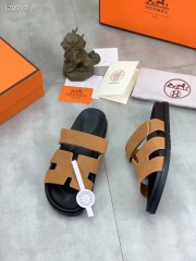 Hermes カジュアルシューズ 新作 本革 新品同様超美品 通販＆送料込 運動靴 男女性用 her074