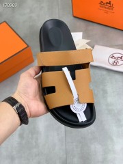Hermes カジュアルシューズ 新作 本革 新品同様超美品 通販＆送料込 運動靴 男女性用 her083