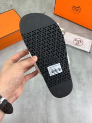 Hermes カジュアルシューズ 新作 本革 新品同様超美品 通販＆送料込 運動靴 男女性用 her077