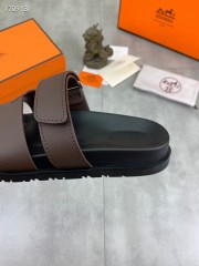 Hermes カジュアルシューズ 新作 本革 新品同様超美品 通販＆送料込 運動靴 男女性用 her079