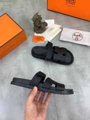 Hermes カジュアルシューズ 新作 本革 新品同様超美品 通販＆送料込 運動靴 男女性用 her081