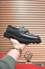 Ferragamo カジュアルシューズ 新作 本革 靴  通販＆送料込 男性用 fer005