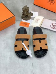 Hermes カジュアルシューズ 新作 本革 新品同様超美品 通販＆送料込 運動靴 男女性用 her074