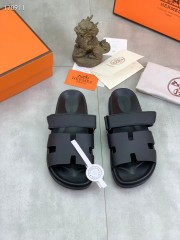Hermes カジュアルシューズ 新作 本革 新品同様超美品 通販＆送料込 運動靴 男女性用 her081