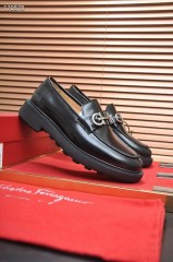 Ferragamo カジュアルシューズ 新作 本革 靴  通販＆送料込 男性用 fer004