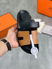 Hermes カジュアルシューズ 新作 本革 新品同様超美品 通販＆送料込 運動靴 男女性用 her069