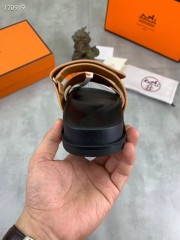 Hermes カジュアルシューズ 新作 本革 新品同様超美品 通販＆送料込 運動靴 男女性用 her074