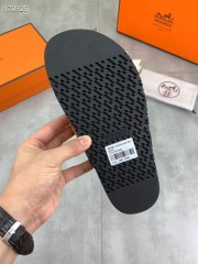 Hermes カジュアルシューズ 新作 本革 新品同様超美品 通販＆送料込 運動靴 男女性用 her068