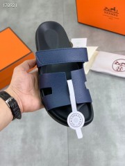 Hermes カジュアルシューズ 新作 本革 新品同様超美品 通販＆送料込 運動靴 男女性用 her072