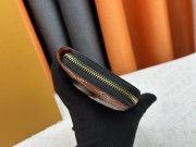 ルイヴィトン 財布 手帳 新作 人気 新品 通販＆送料込 M81141