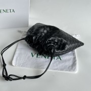 ボッテガ ヴェネタ バック 新作＆送料込 BV6006
